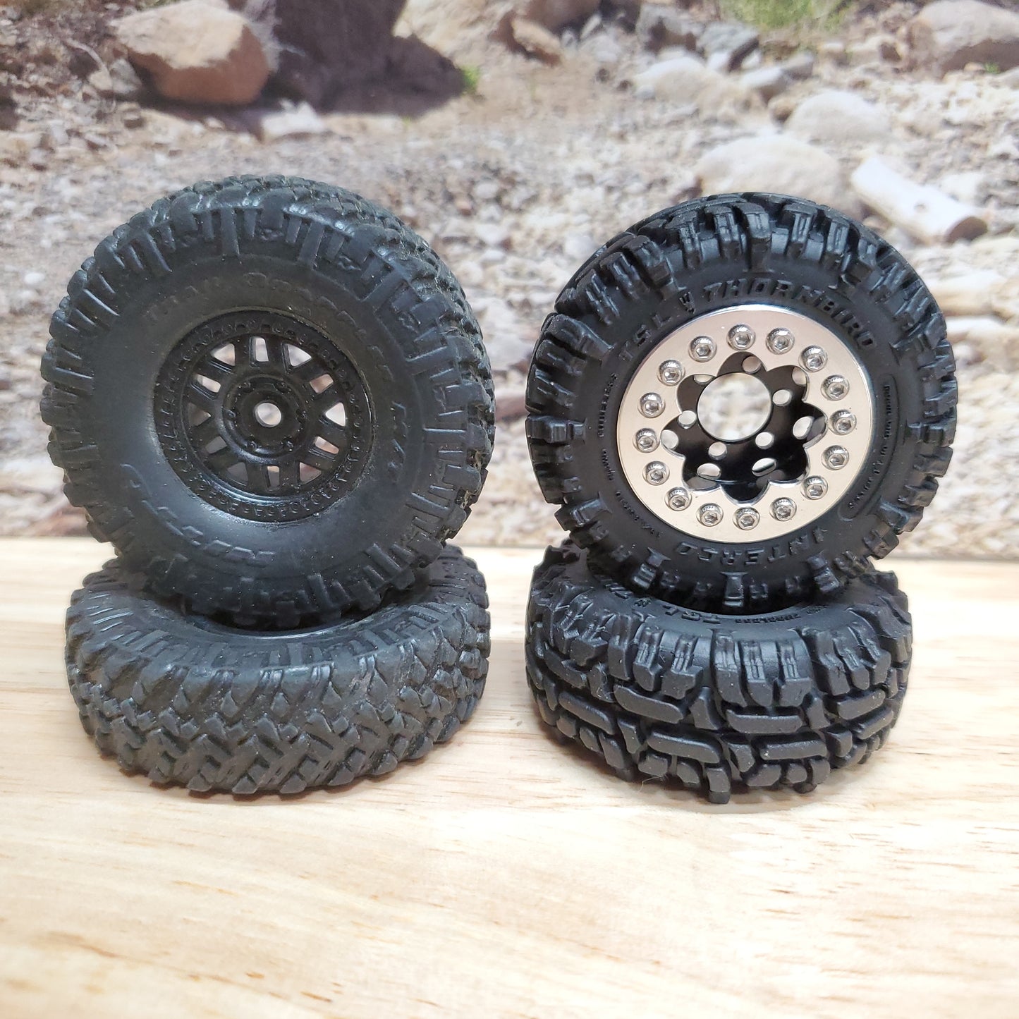 Rc4wd Thornbird Swamper 1.0" tires