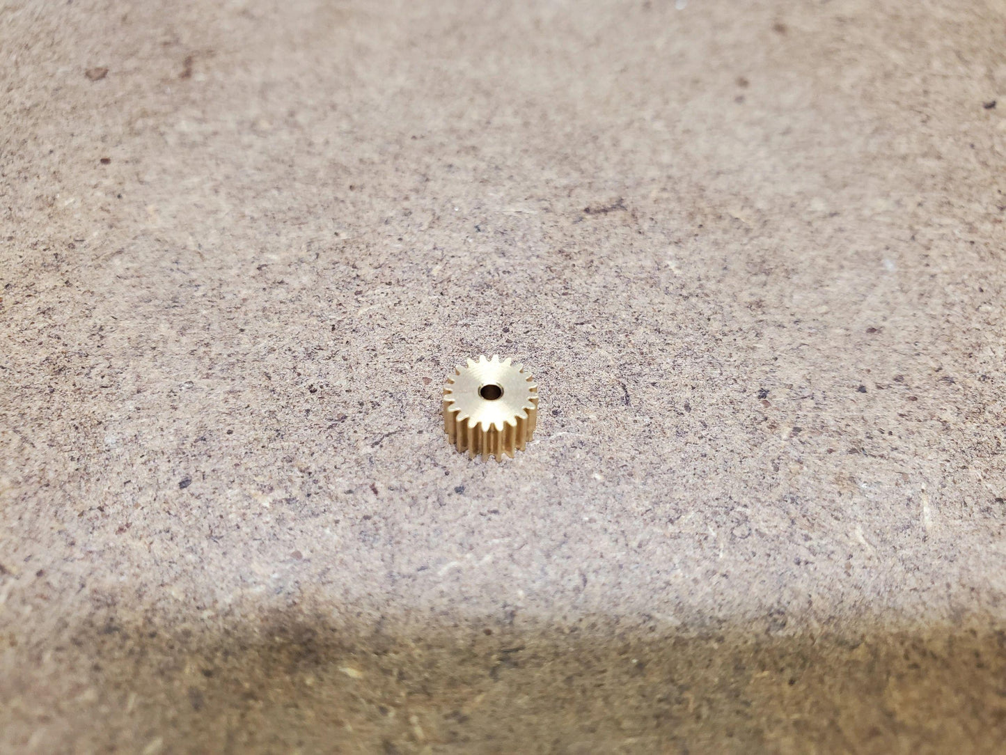 Brass Pinion Gears 1.5mm shaft
