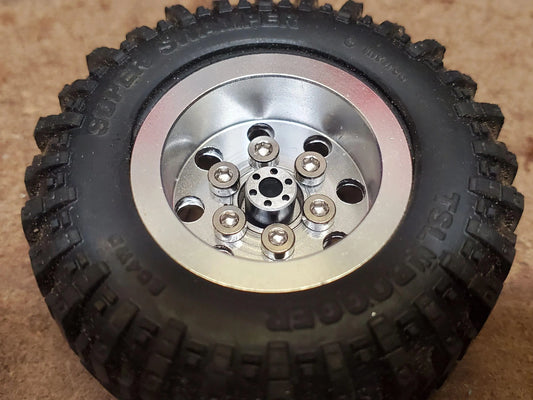 Aluminum faux 4x4 hubs