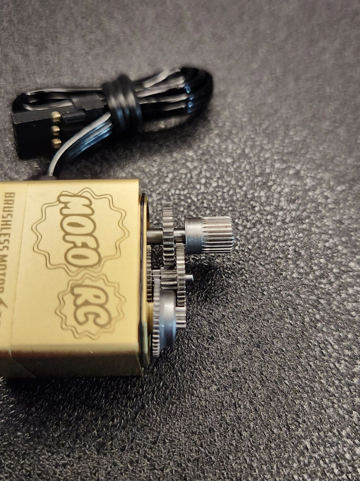 Brass ServoBeast Brushless steering Servo W/ Free aluminum Servo mount